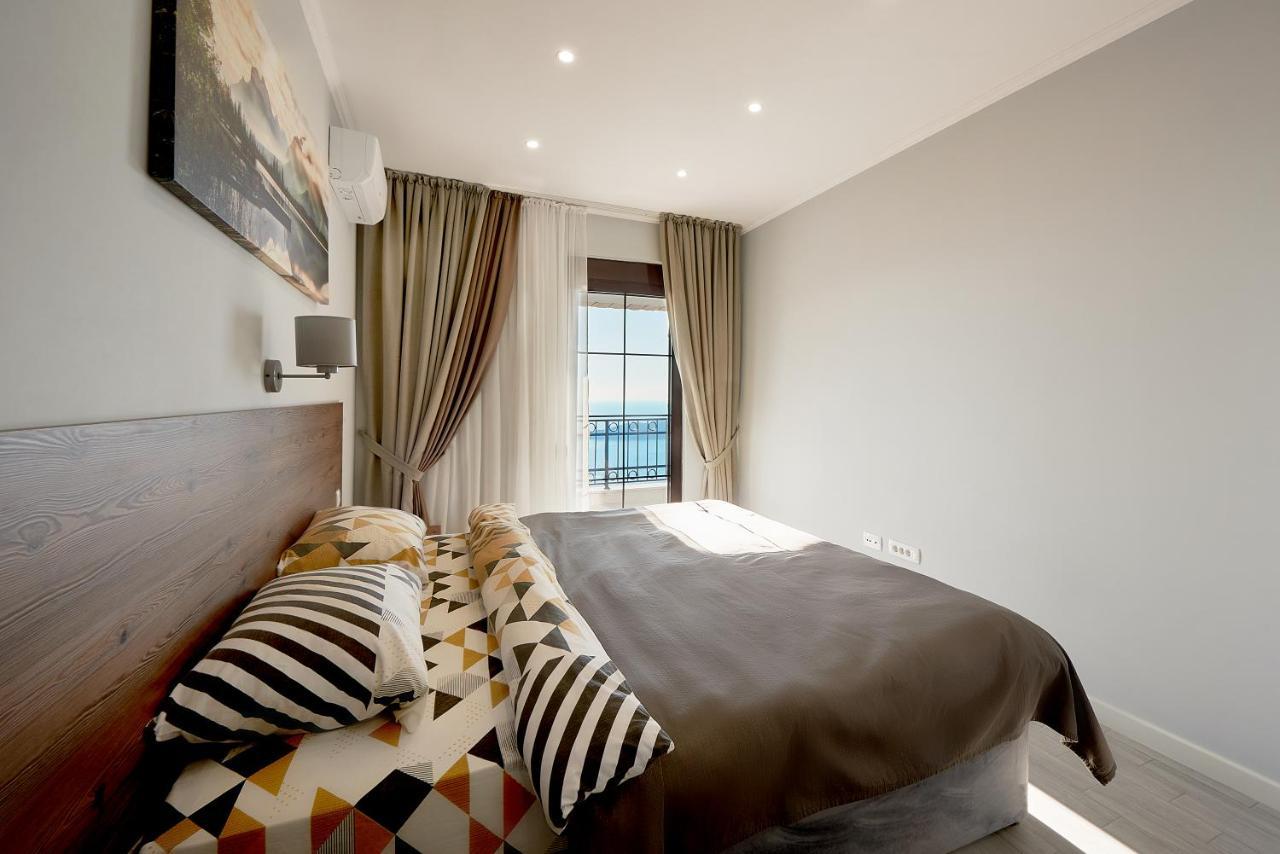Sunbreeze Delux Vilas Budva Exterior foto